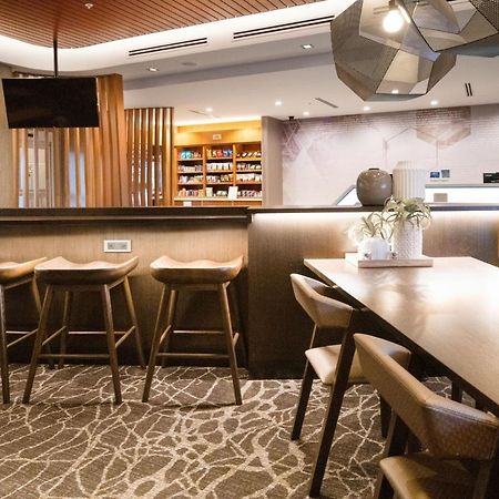 Springhill Suites By Marriott Kenosha Bagian luar foto
