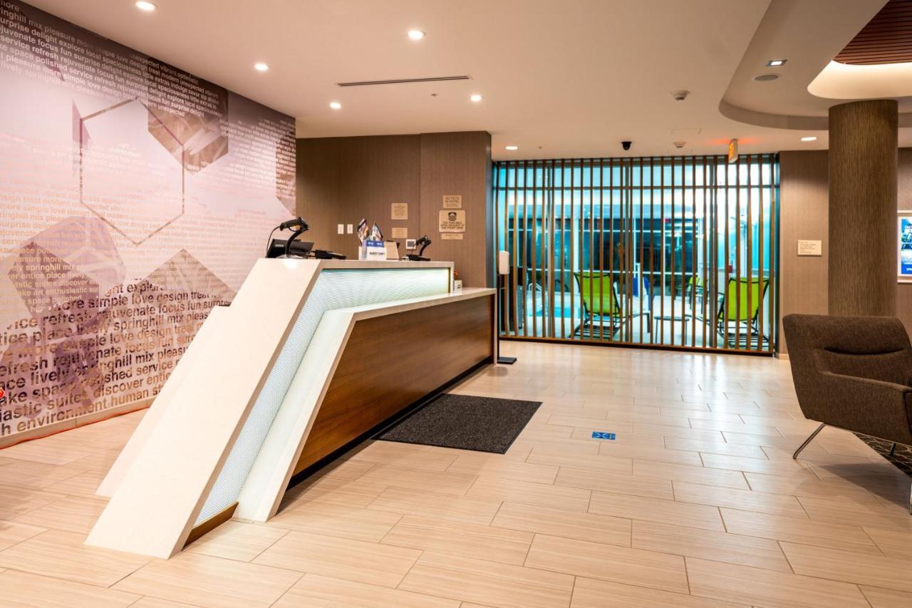 Springhill Suites By Marriott Kenosha Bagian luar foto