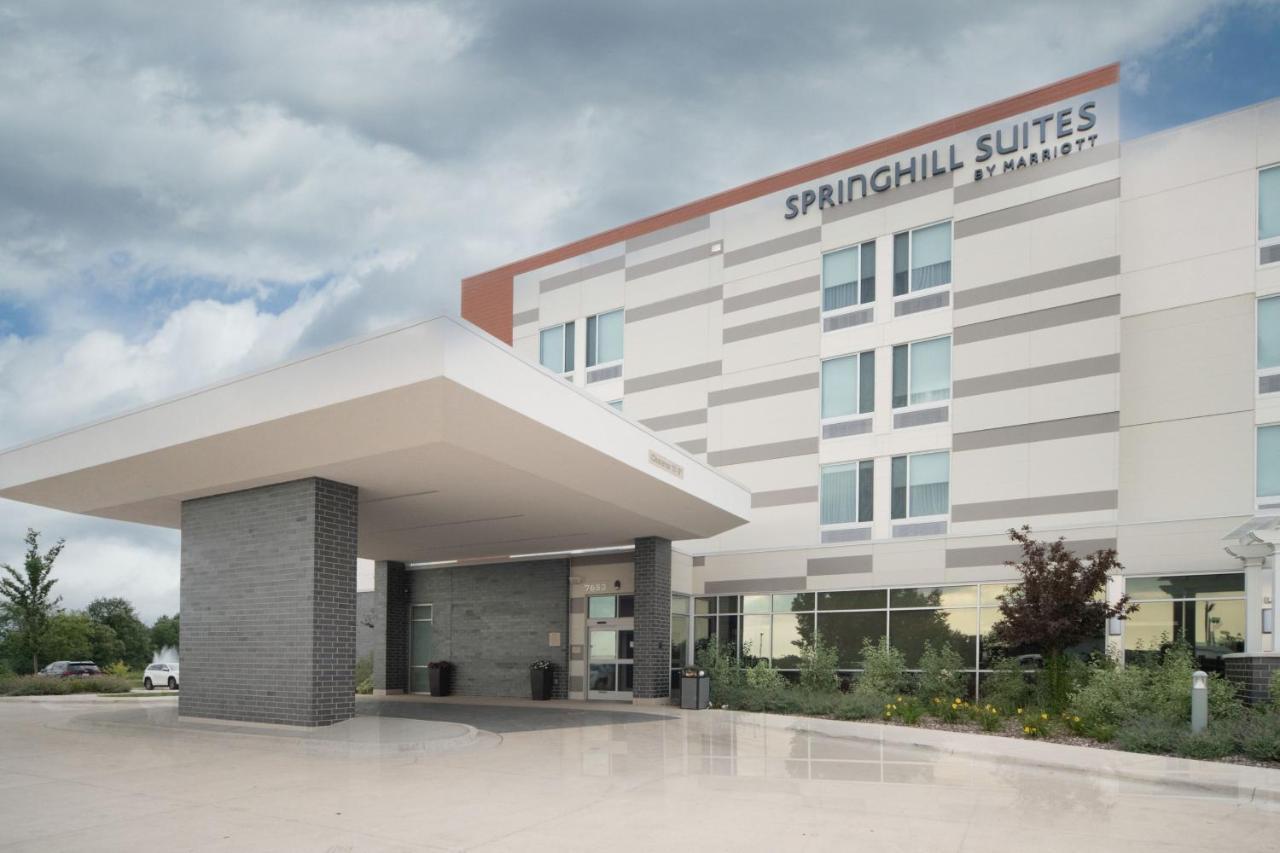 Springhill Suites By Marriott Kenosha Bagian luar foto