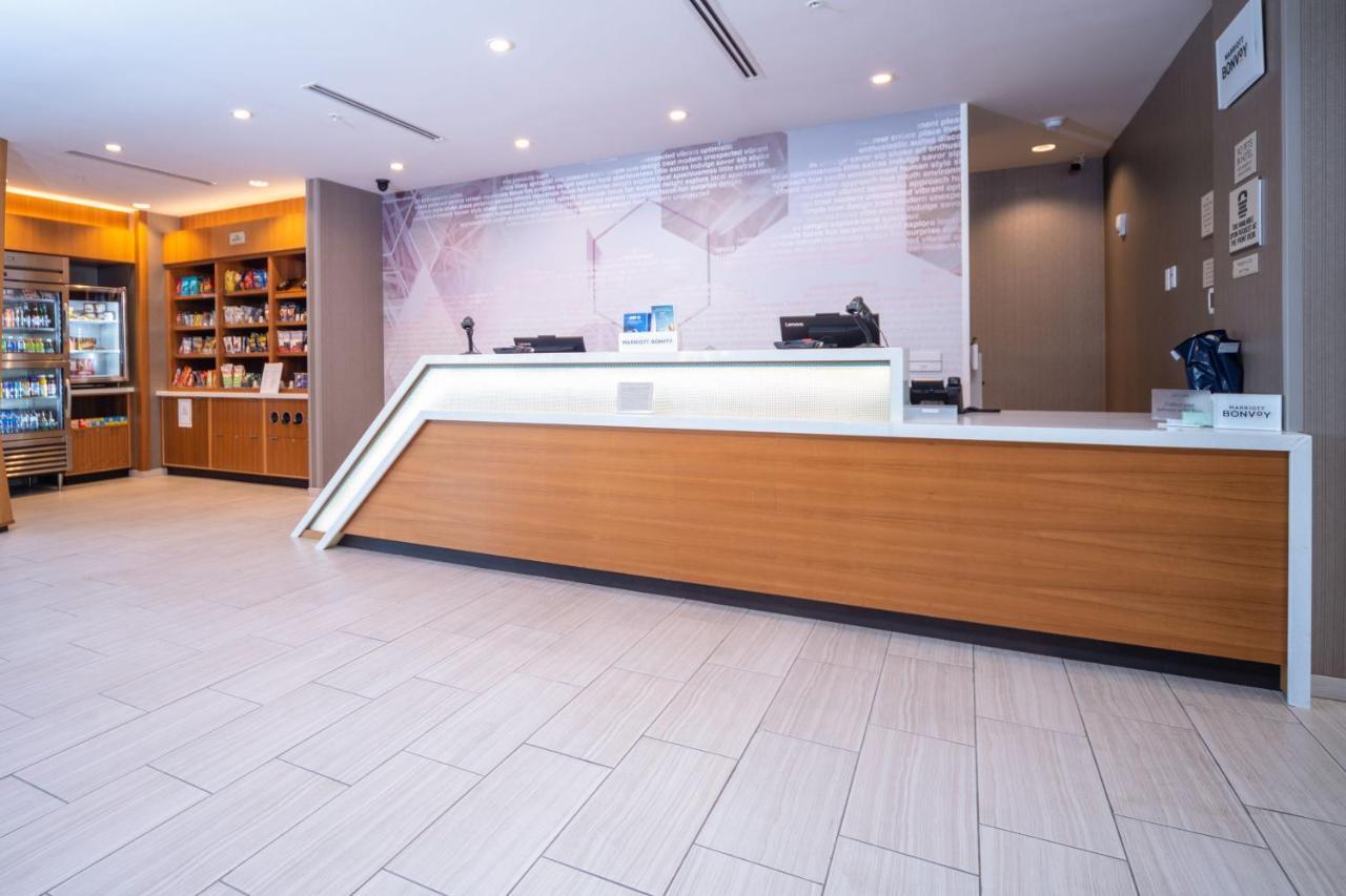 Springhill Suites By Marriott Kenosha Bagian luar foto