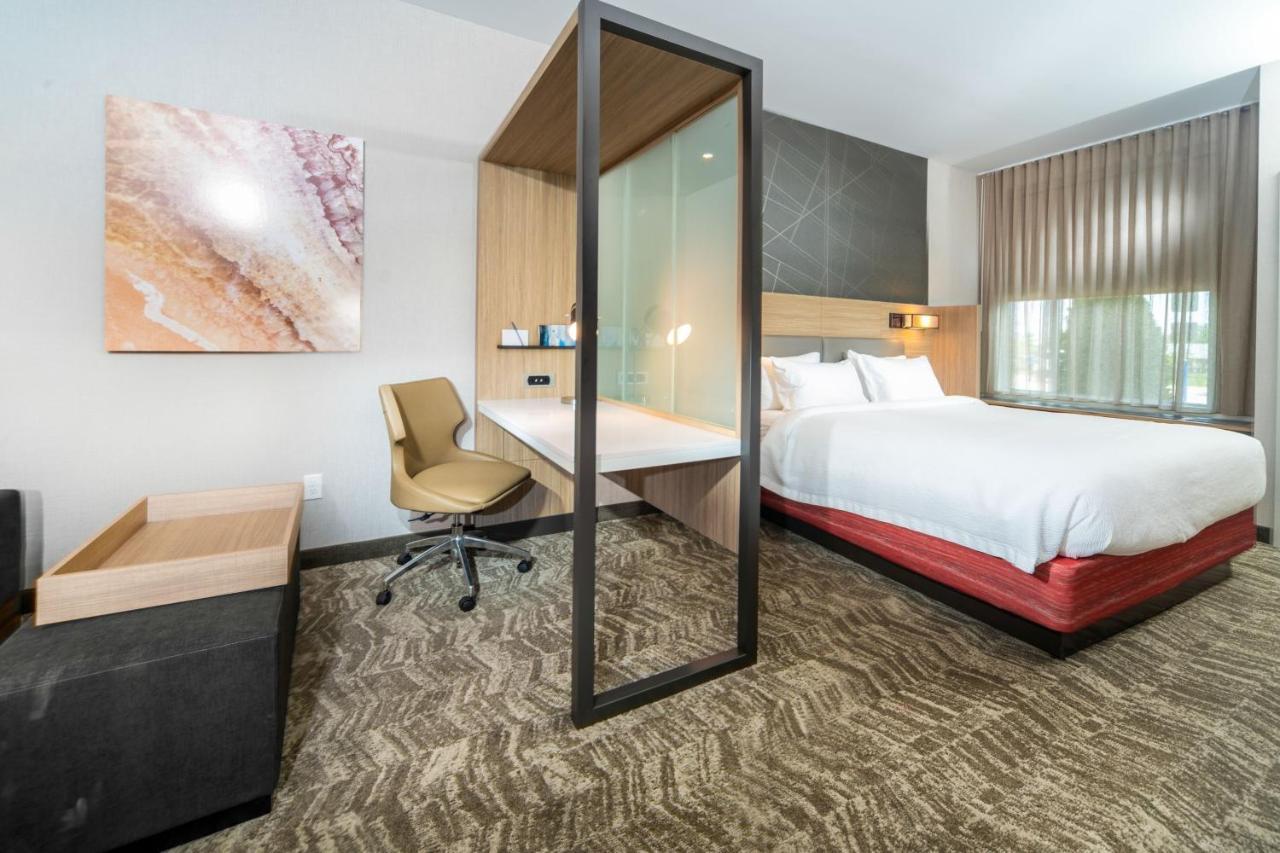 Springhill Suites By Marriott Kenosha Bagian luar foto