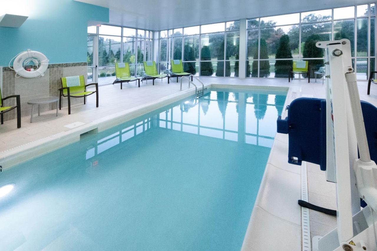 Springhill Suites By Marriott Kenosha Bagian luar foto